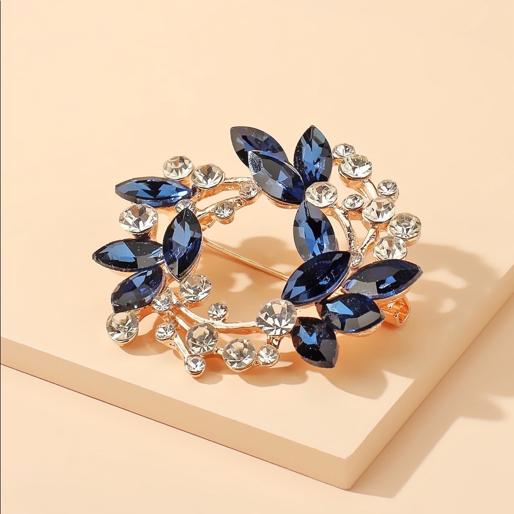 Brooch